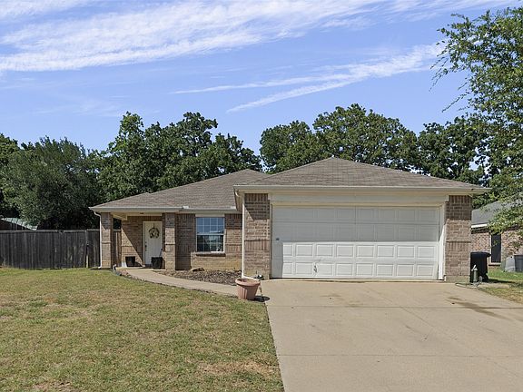 2nd image of 4509 Forest Glen Dr