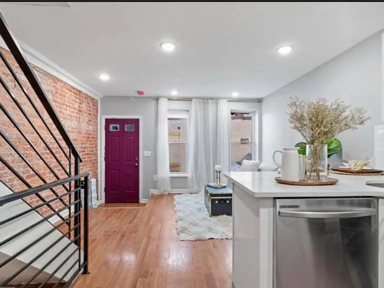 2231 Fernon St — Photo 12