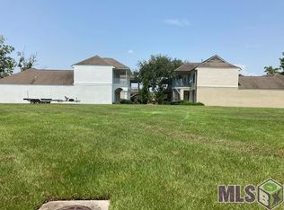 2 Scappare Dr #A, Oscar, LA 70762