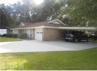 601 Leaning Oaks Dr, Savannah, GA 31410