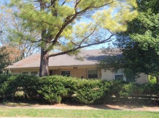 1240 Alexandria Dr, Lexington, KY 40504