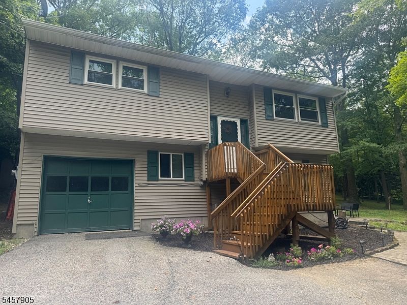 1st image of 88 Wawayanda Rd