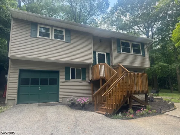 88 Wawayanda Rd, Vernon Twp., NJ 07422