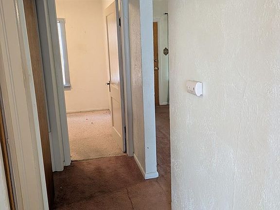 4th image of 1622 E 12th St