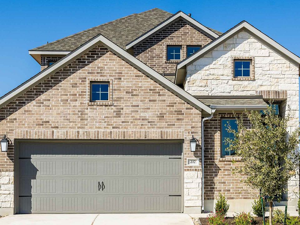 1st image of 217 Menlo Bnd