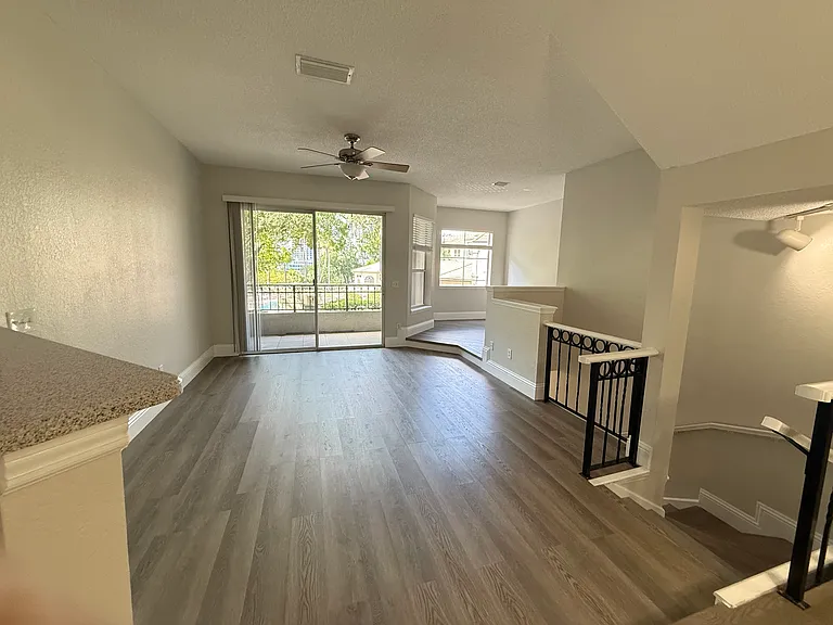 609 Island Place Way — Photo 3