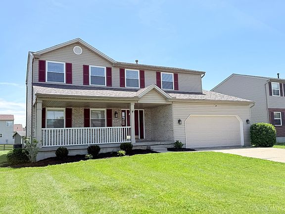 2nd image of 919 Greenwood Ct