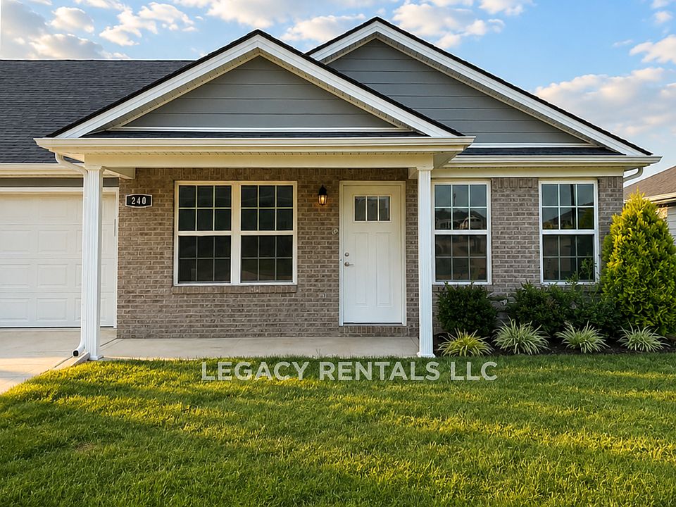 1st image of 240 Longwood Ln #1