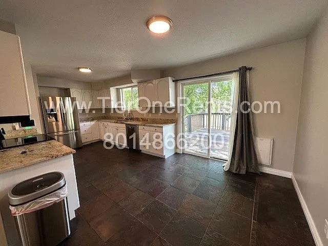 1229 W Capernaum Rd — Photo 4