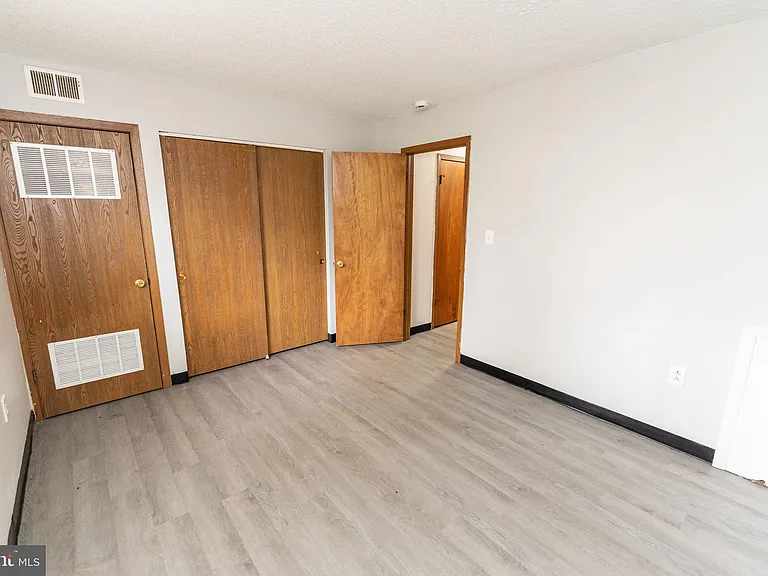 510 S Main St #18 — Photo 20