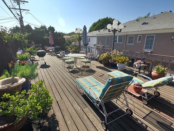 5th image of 427 N Sierra Bonita Ave #1/4