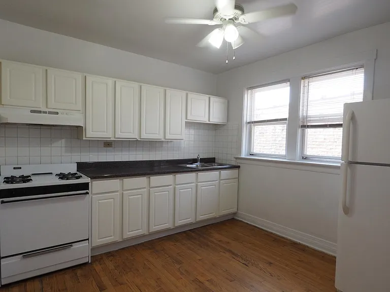 5030 N Springfield Ave #3 — Photo 5