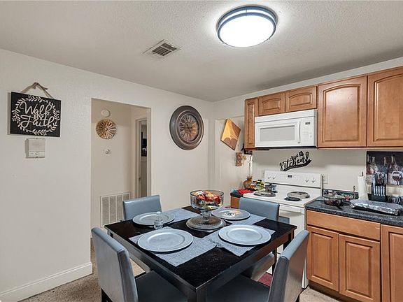 5th image of 5101 Cameron Blvd