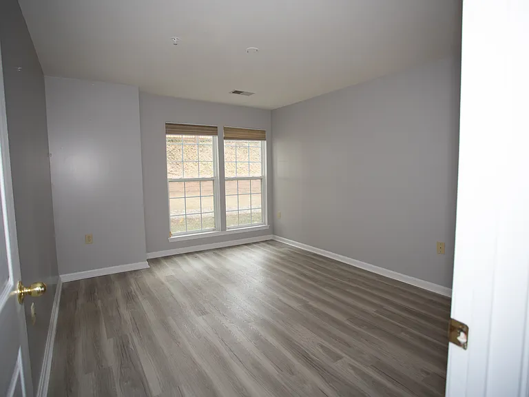 5616 Triplett Rd #5616 — Photo 8