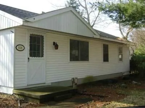 838 Athena Dr, Albion, MI 49224