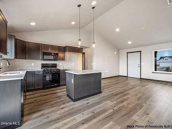 2nd image of 3861 Abel Ln