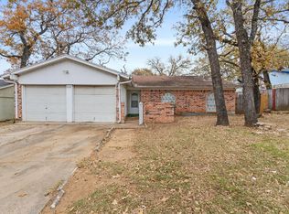 7537 Folkstone Dr, Forest Hill, TX 76140