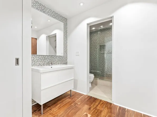 310 East 46th Street image 8 of 12