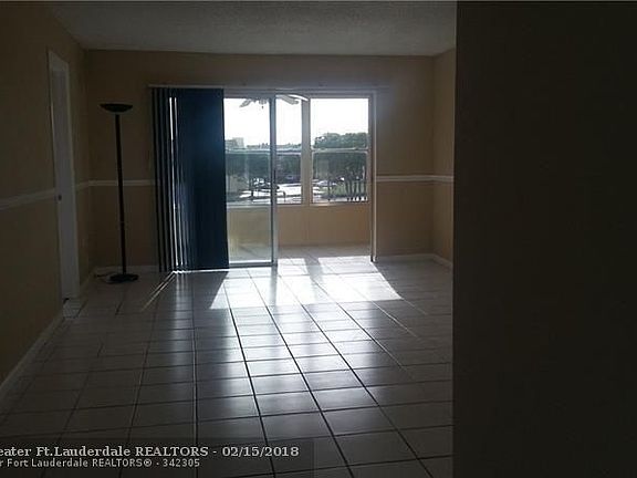 3rd image of 8100 Sunrise Lakes Blvd APT 309