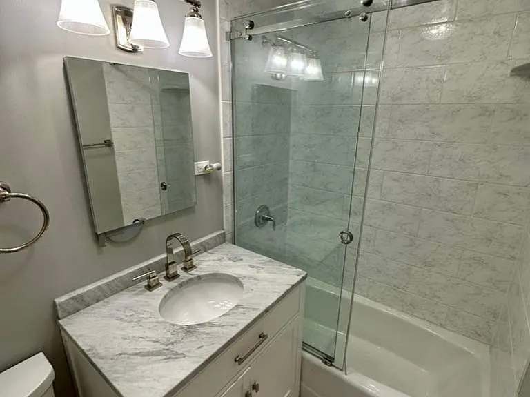 1360 N Sandburg Ter #2012C — Photo 22