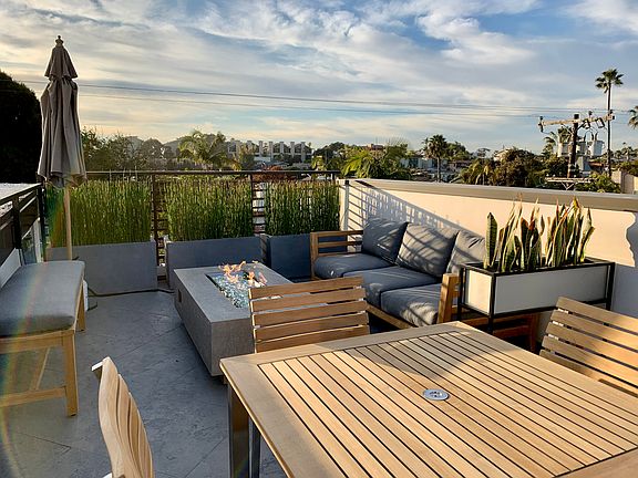 Private rooftop patio
