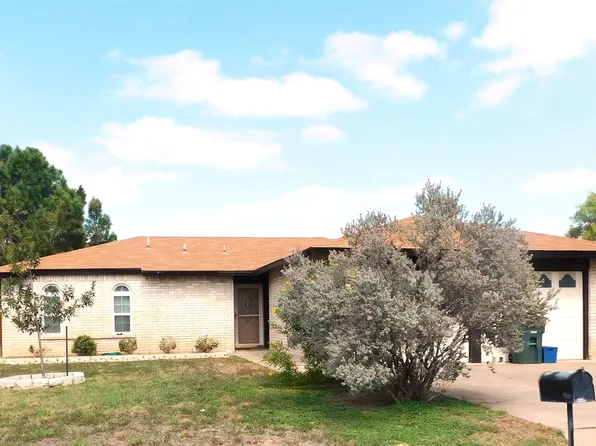 105 Siesta Cir, Del Rio, TX 78840