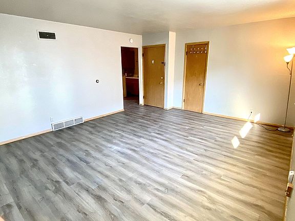 4th image of 119 River St APT 3
