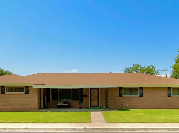 1711 N Vega Dr, Hobbs, NM 88240