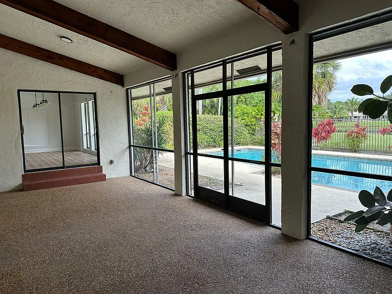 7243 Encina Ln — Photo 18