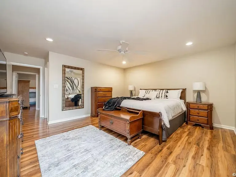 200 Hamilton Oaks Dr #J2 — Photo 12