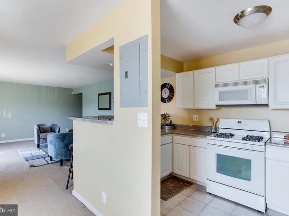 2500 Markham Ln, Hyattsville, MD