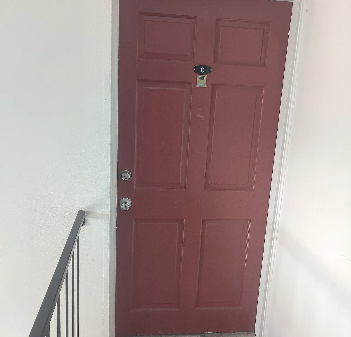 2 bed, 1.5 bath, 970 sqft, $1,475 — Photo 2