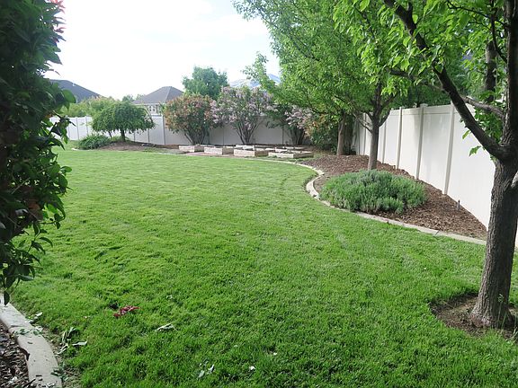 fully landscape; mature