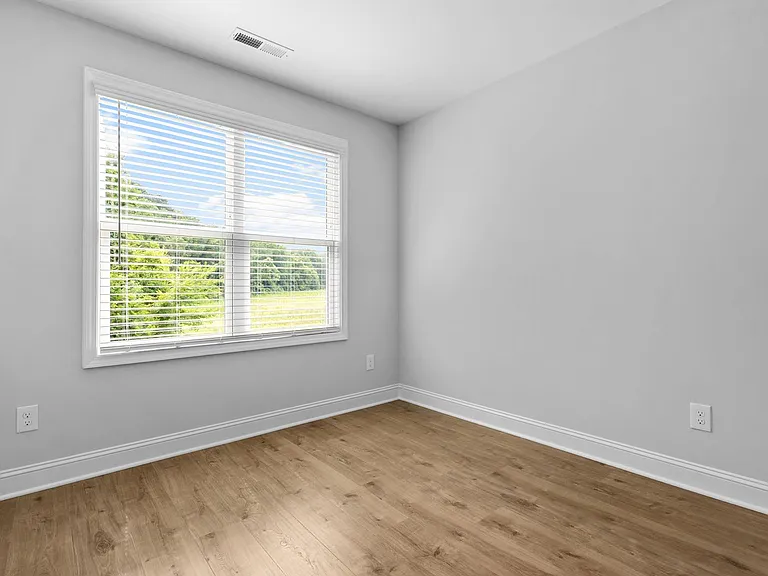 324 W Saltgrass Ln — Photo 12