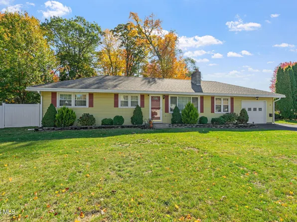 51 Mordella Road, Colonie, NY 12205