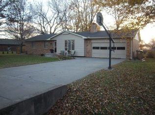4303 Sequoia St, Hutchinson, KS 67502