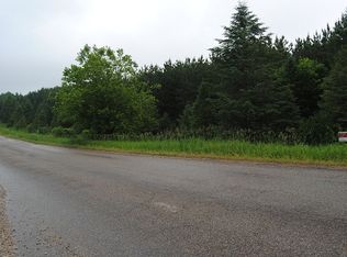 Muckle Rd, Central Lake, MI 49622