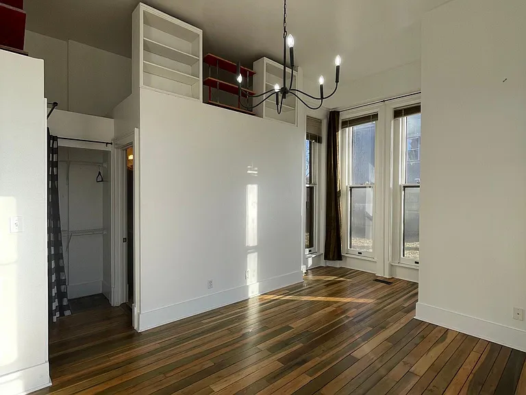 1135 S 1st St #1 — Photo 11