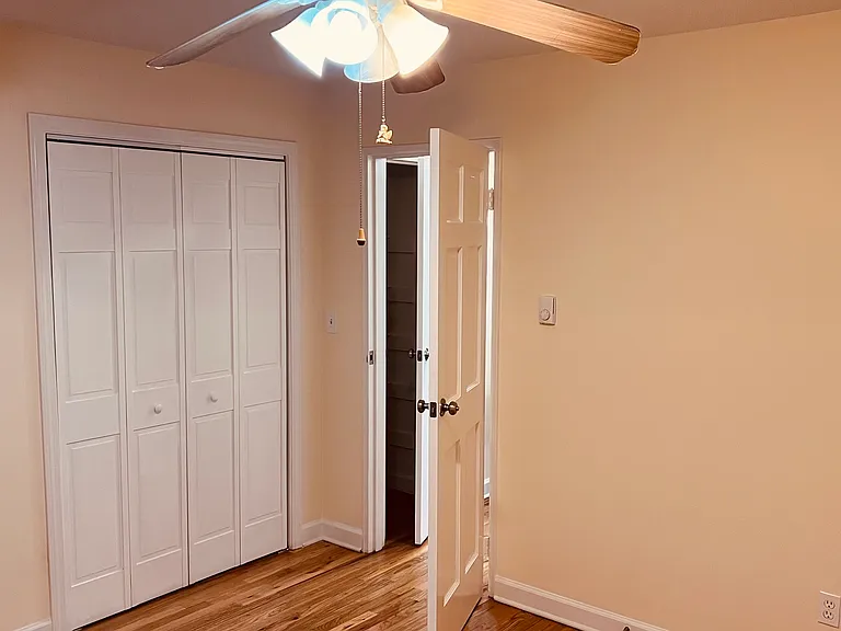 215 Edgemoor Rd #G — Photo 13