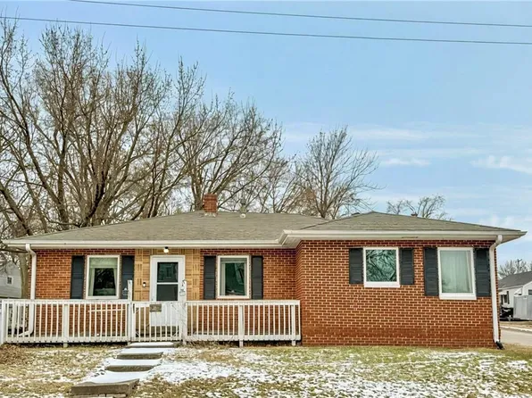 320 W Edwards St, Maryville, MO 64468