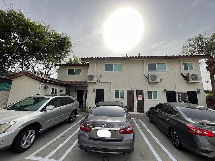 425 E Mission Rd #C — Photo 22