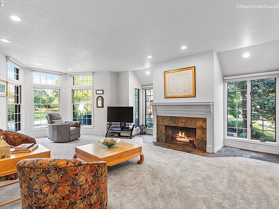 3rd image of 12480 SW Kame Terrace Ct