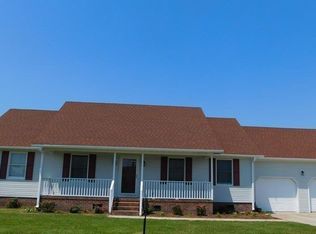 201 Linwood Dr, Elizabeth City, NC 27909