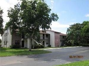 3rd image of 6031 Shakerwood Cir APT 207