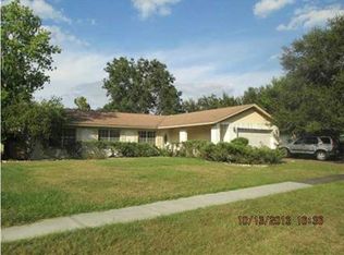 716 Climate Dr, Brandon, FL 33511