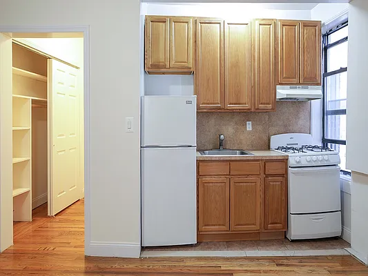 Rented by Compass | media 11