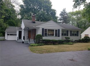 1547 Stone Rd, Rochester, NY 14615