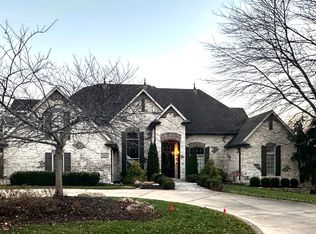 2346 S Oakbrook Ave, Springfield, MO 65809