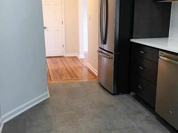 4th image of 3505 94th St APT 5E