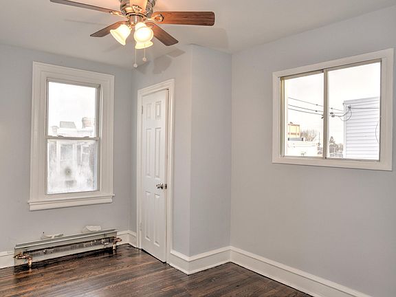 4th image of 3835 Lawndale St